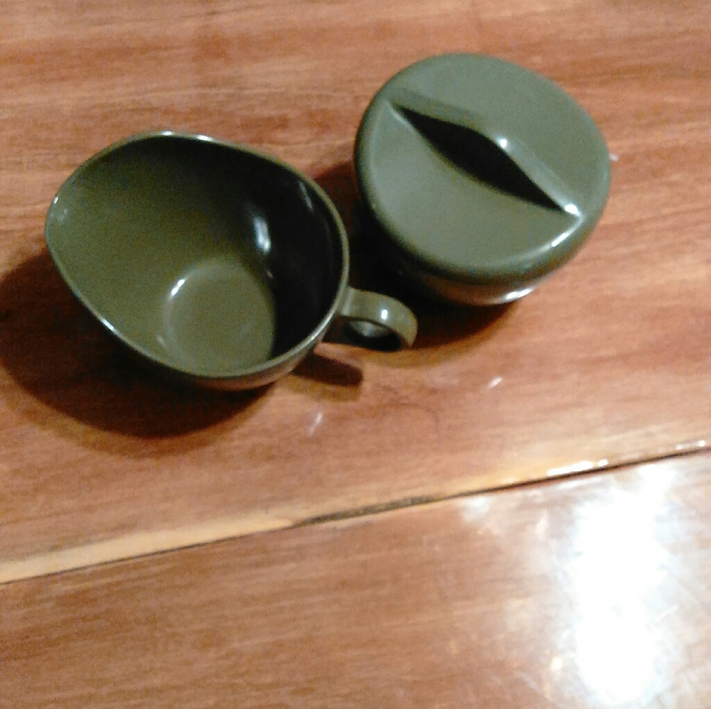 Vintage MelMac Cream and sugar set